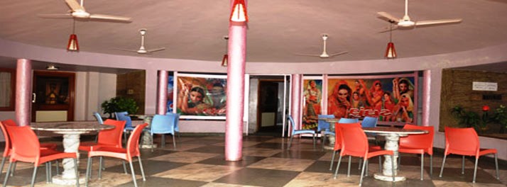 1725/Hotel Ghunghat - Gandhinagar 08.jpg